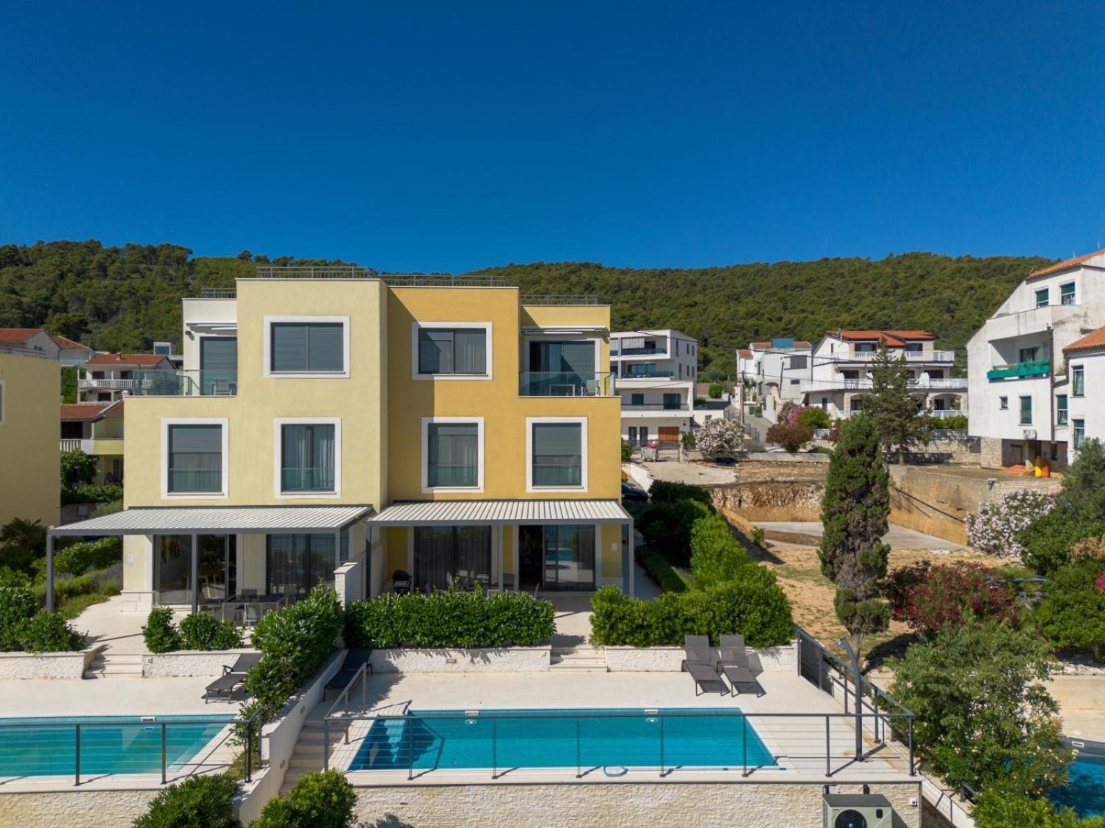 Acadia Beach Villas & Apartments 슬라티네 외부 사진